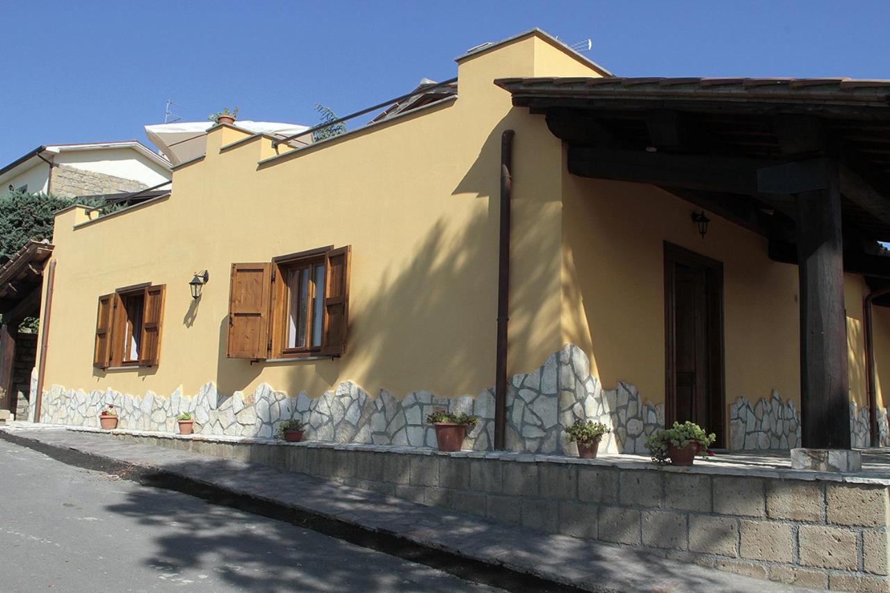 Agriturismo Vallesessanta Grotte di Castro Exterior foto